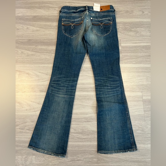 NWT H&M &Star Low Rise Bootcut Jeans 27x30 Stretch Denim Y2K Blue Flare Pants - Picture 2 of 6